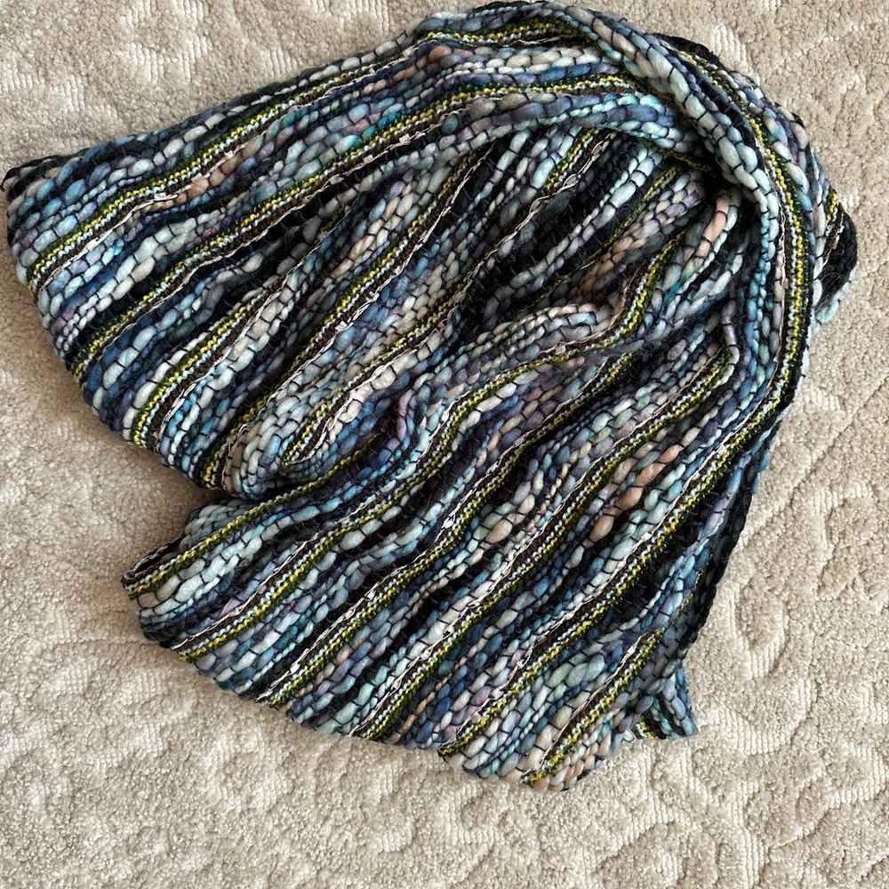 Infinity scarf - Picture 2 of 3